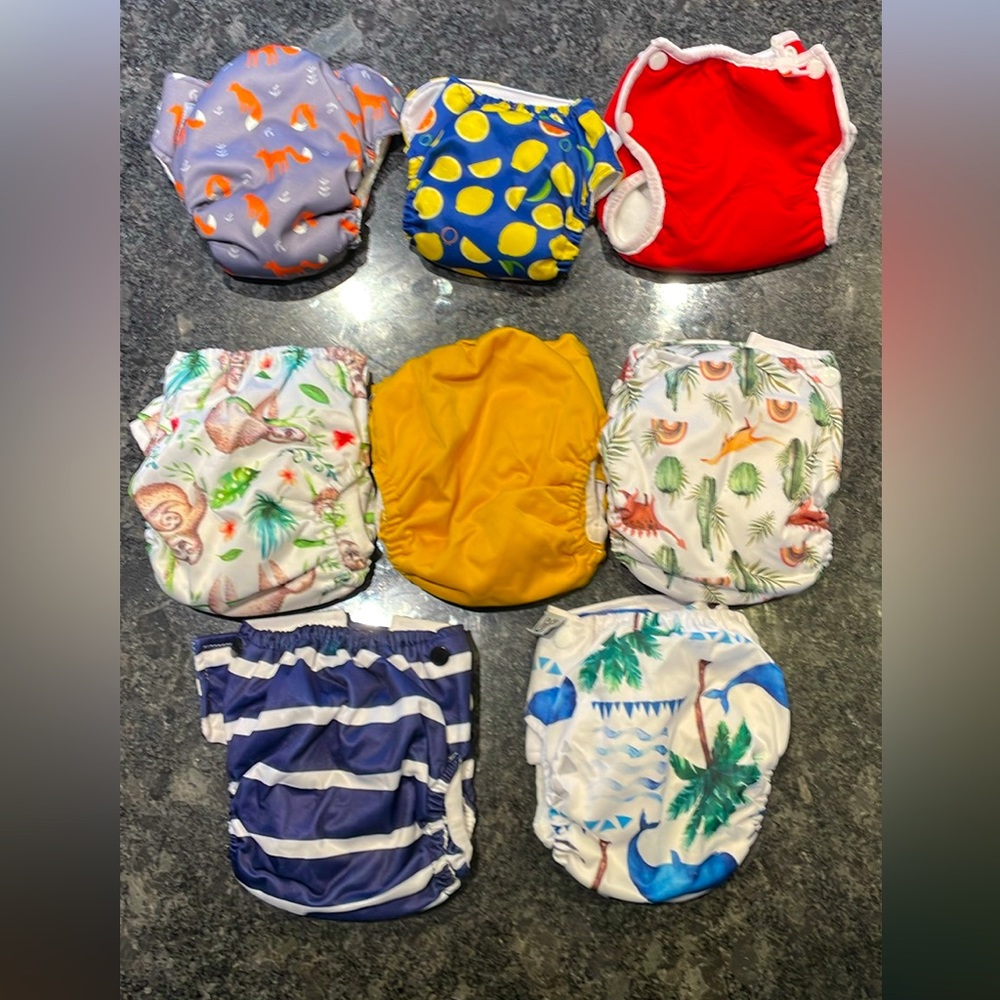 8 washable diapers Newborn